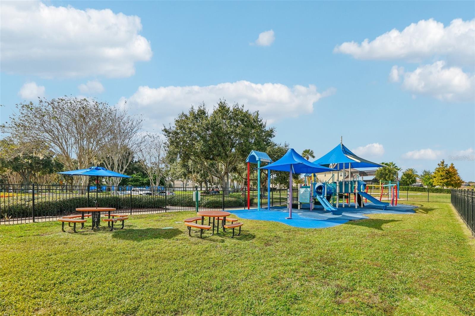 BELLALAGO PH 3 - Residential