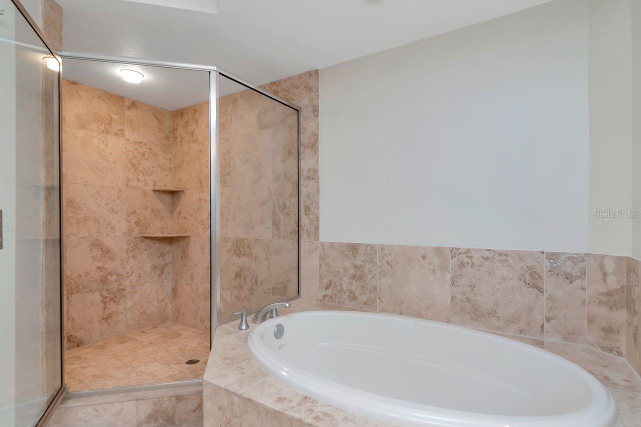 UTOPIA CONDO - Residential