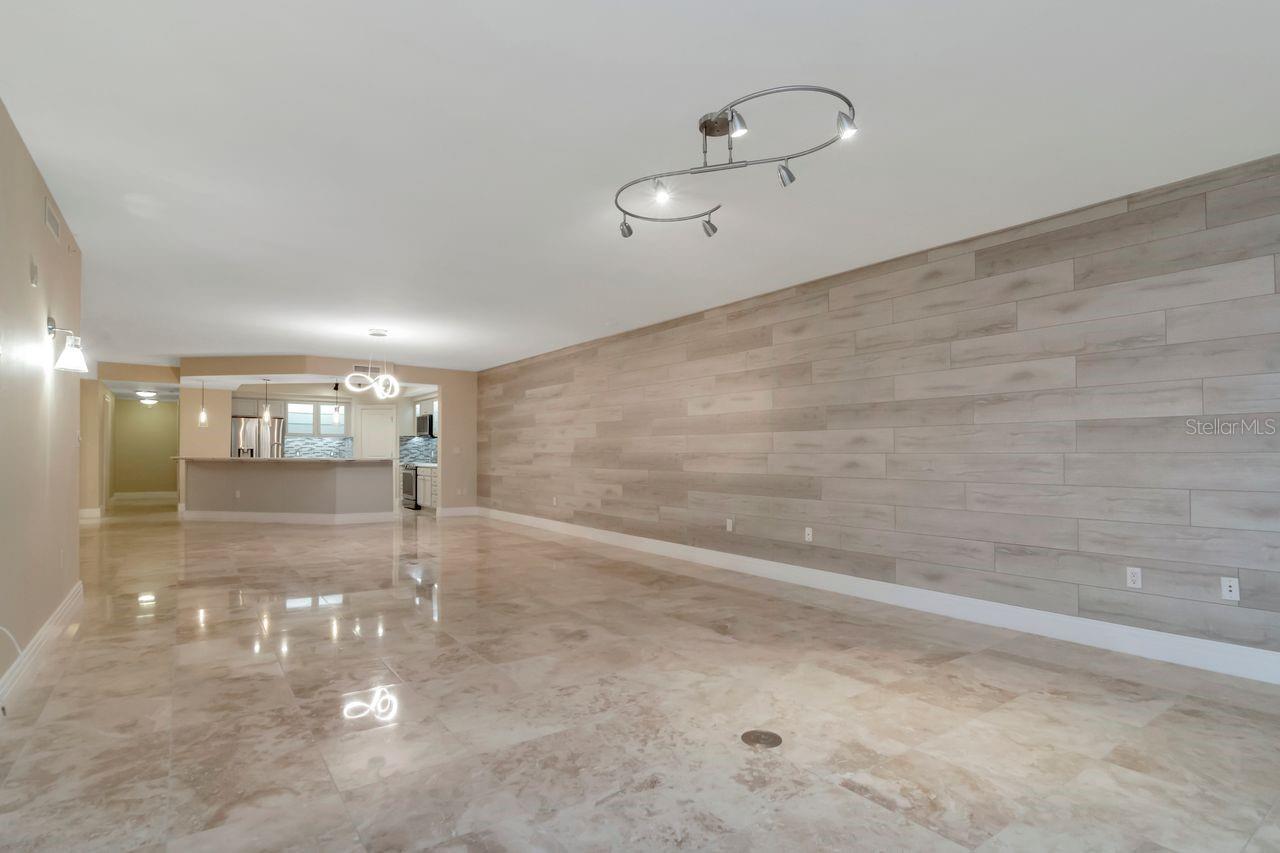 UTOPIA CONDO - Residential