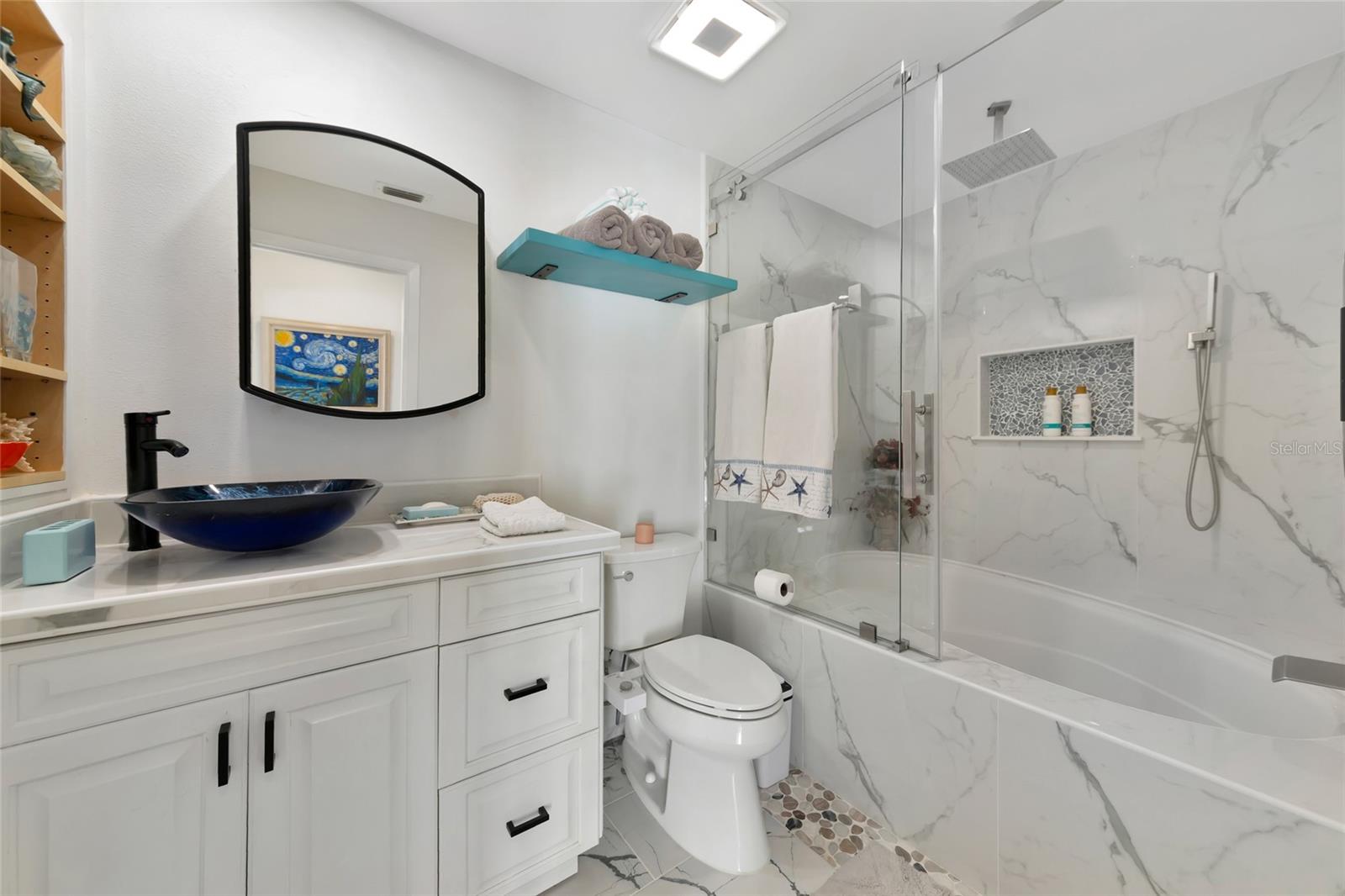 LAKEBRIDGE PH II & III - Residential Lease