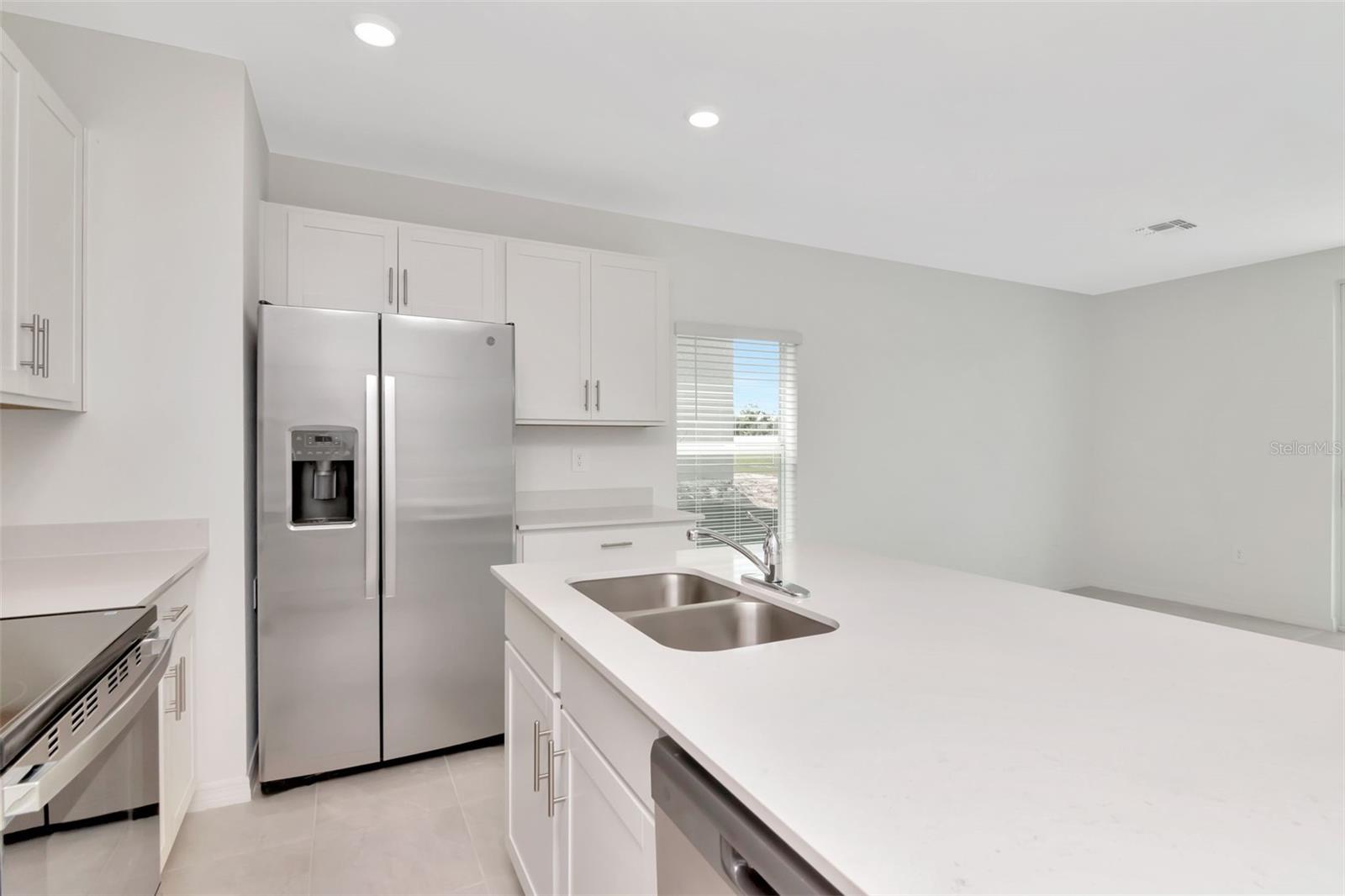 AURORA SUB - Residential Lease