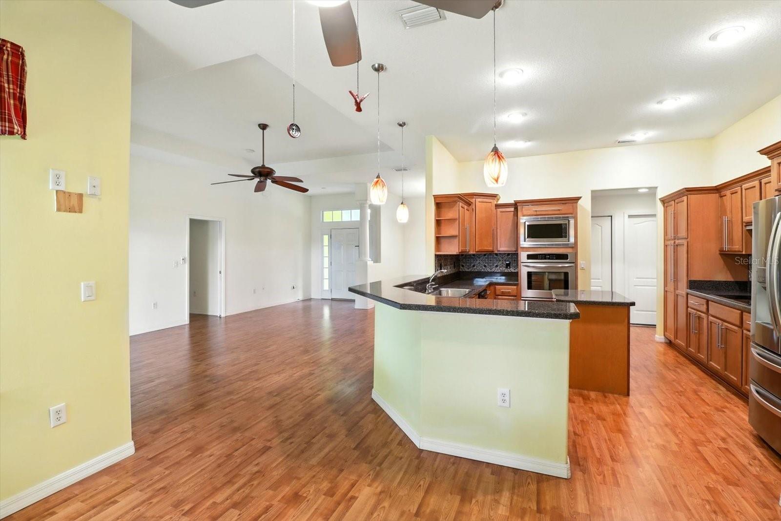 INVERNESS HIGHLANDS WEST - Residential