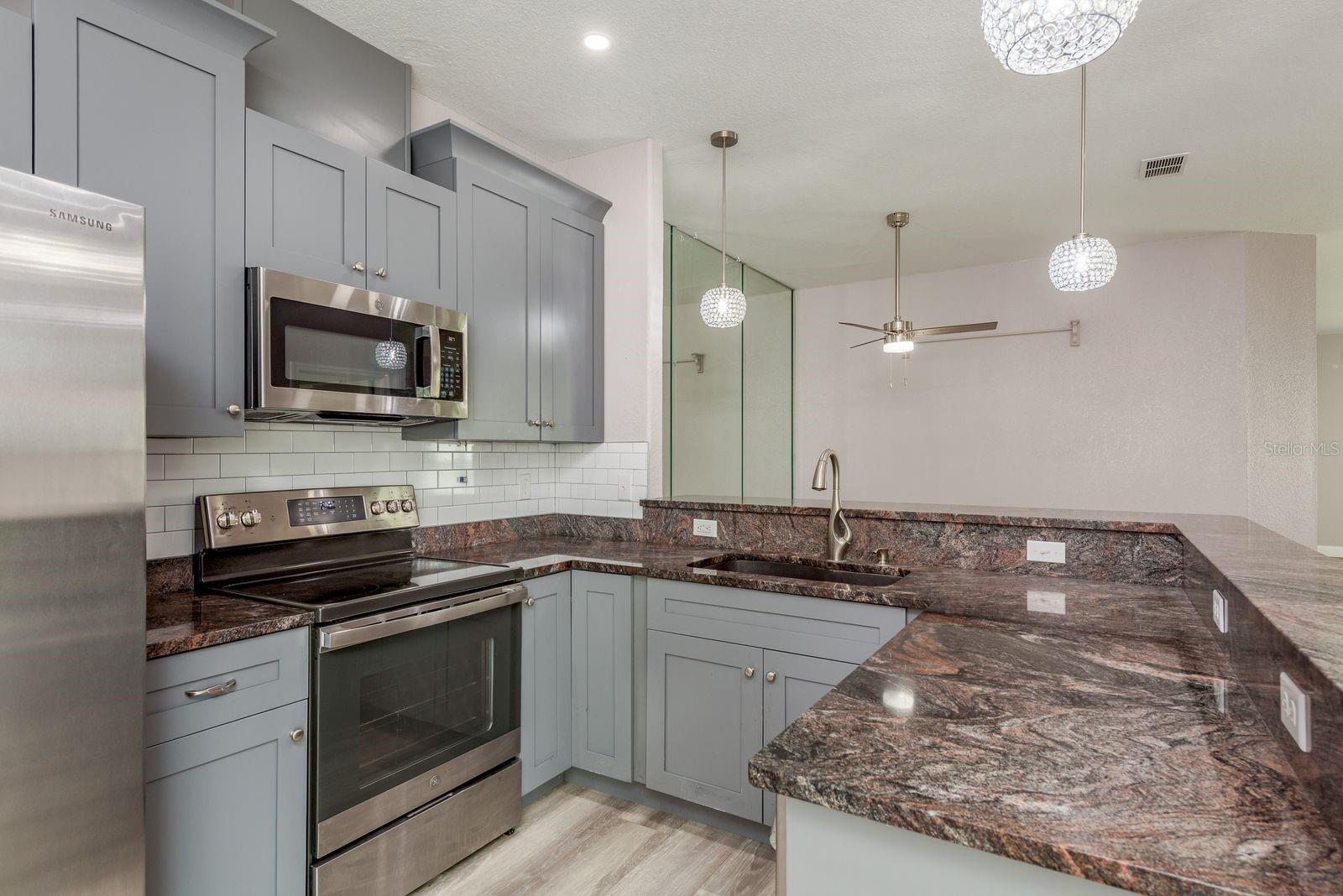 BROOKER CREEK - Residential