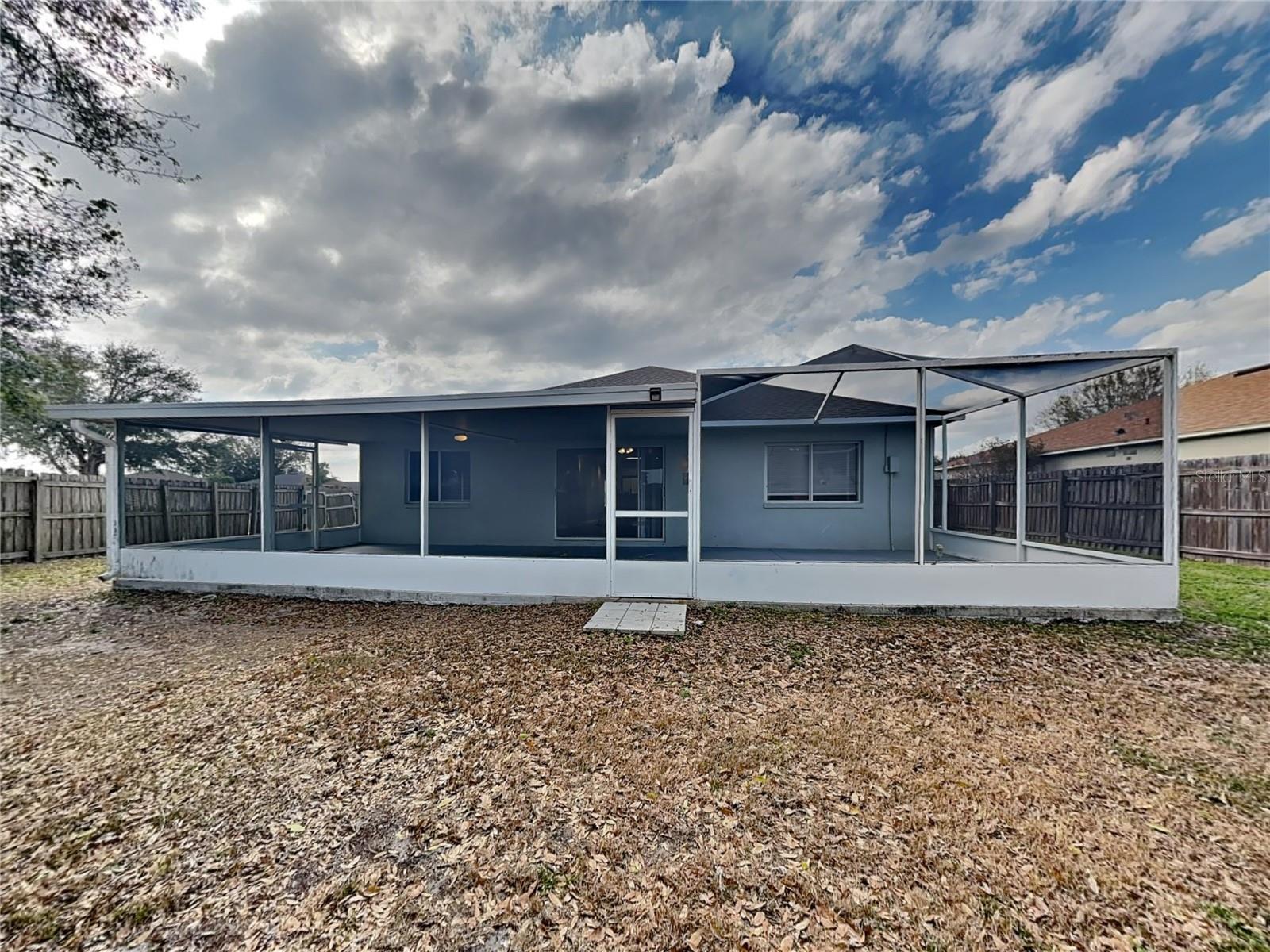 COUNTRY HILLS EAST UNIT NINE - Residential Lease