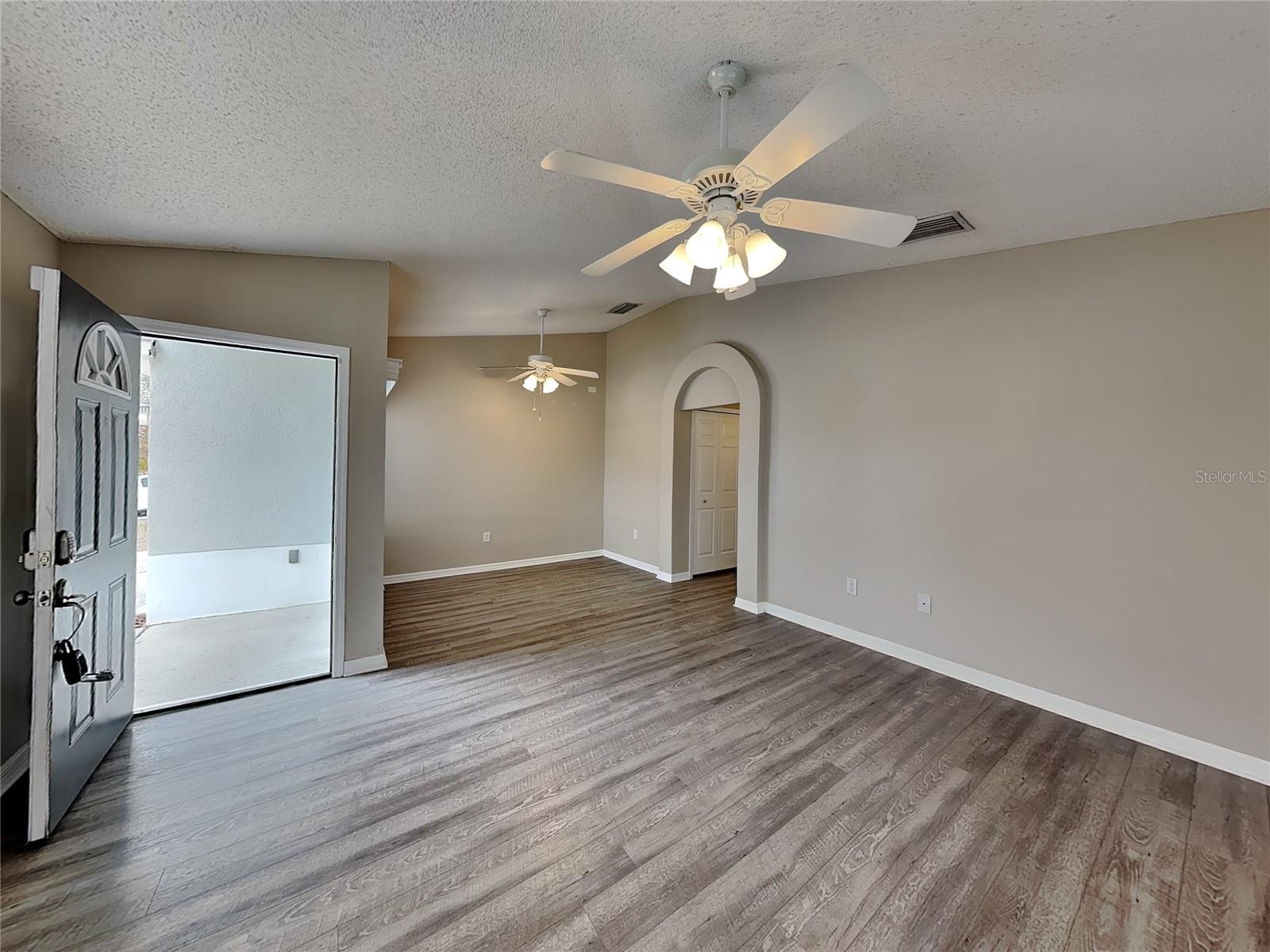 COUNTRY HILLS EAST UNIT NINE - Residential Lease