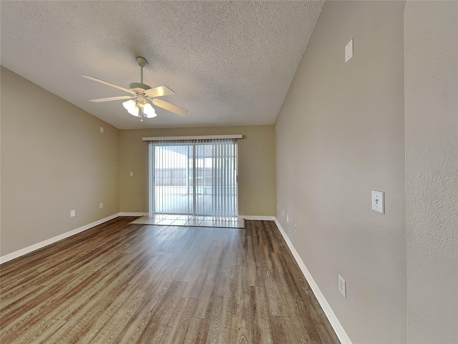 COUNTRY HILLS EAST UNIT NINE - Residential Lease