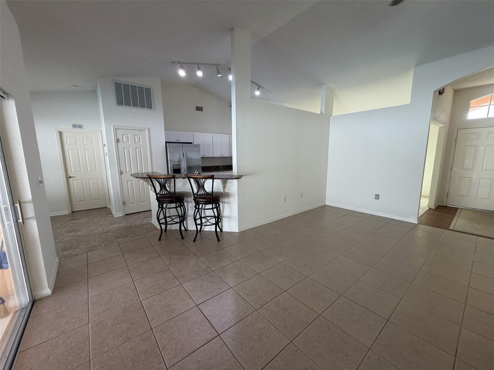 7002 SUMMIT CIRCLE