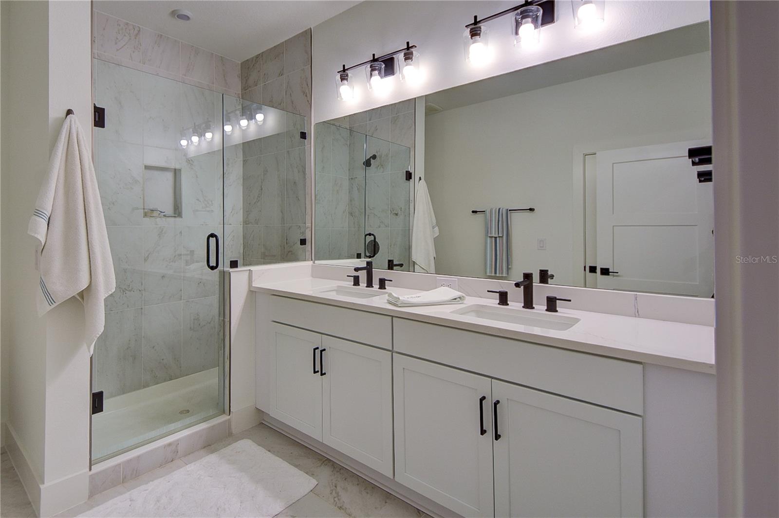 ALANTE TWNHMS - Residential