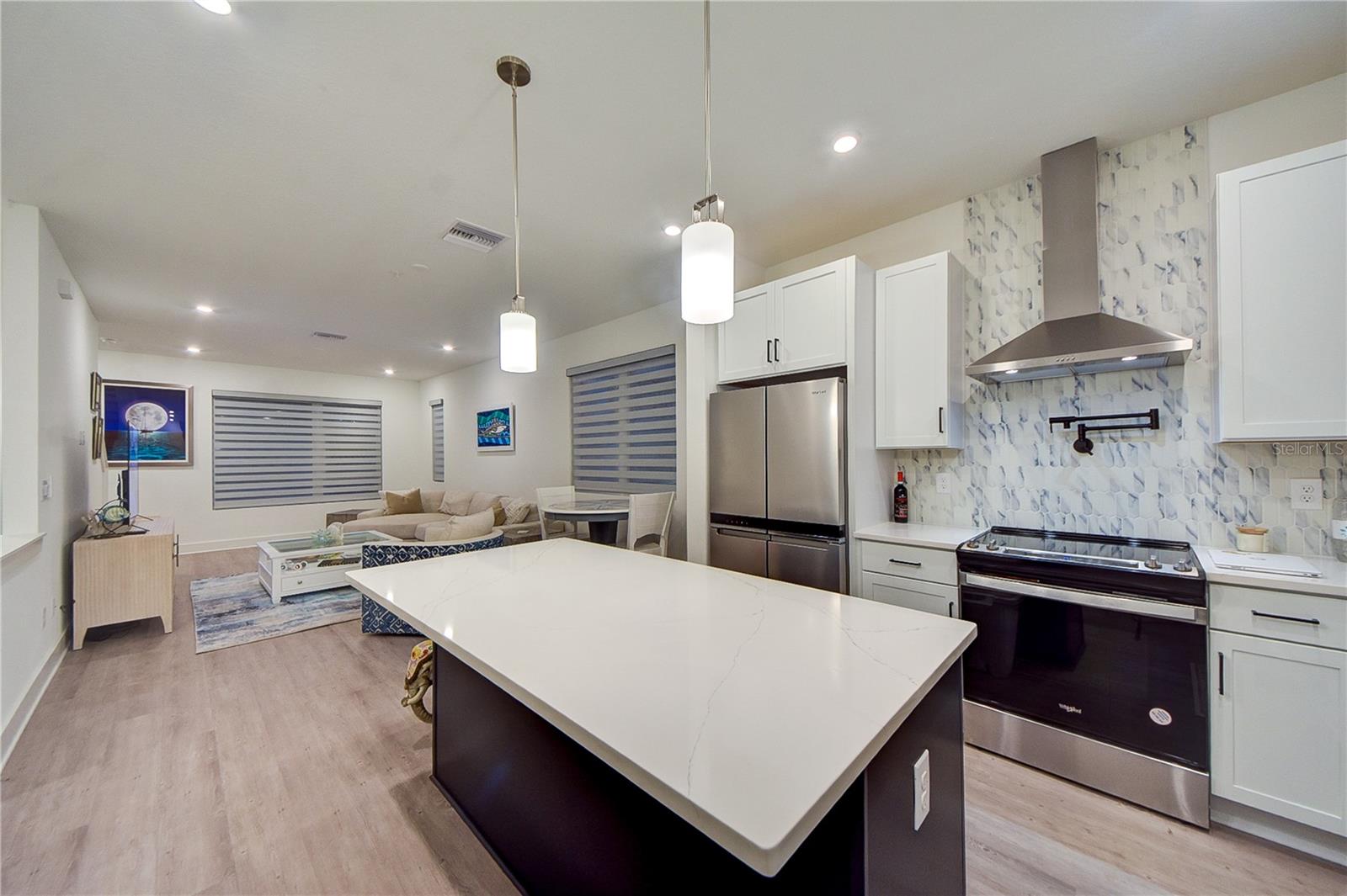 ALANTE TWNHMS - Residential