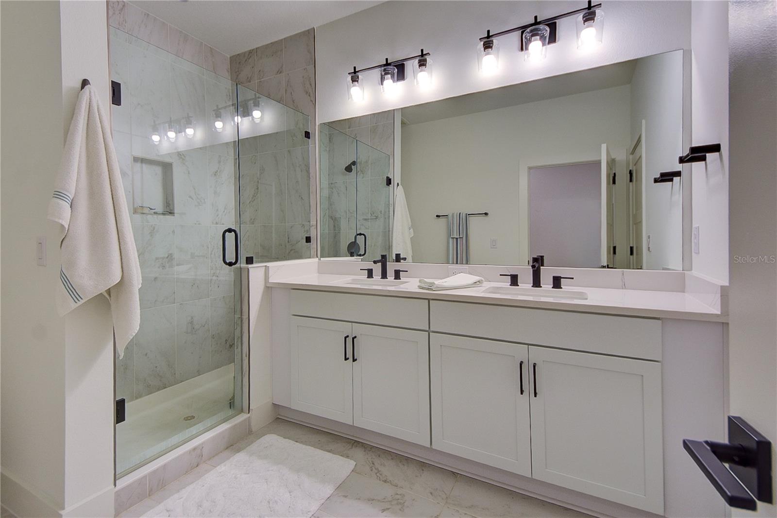 ALANTE TWNHMS - Residential