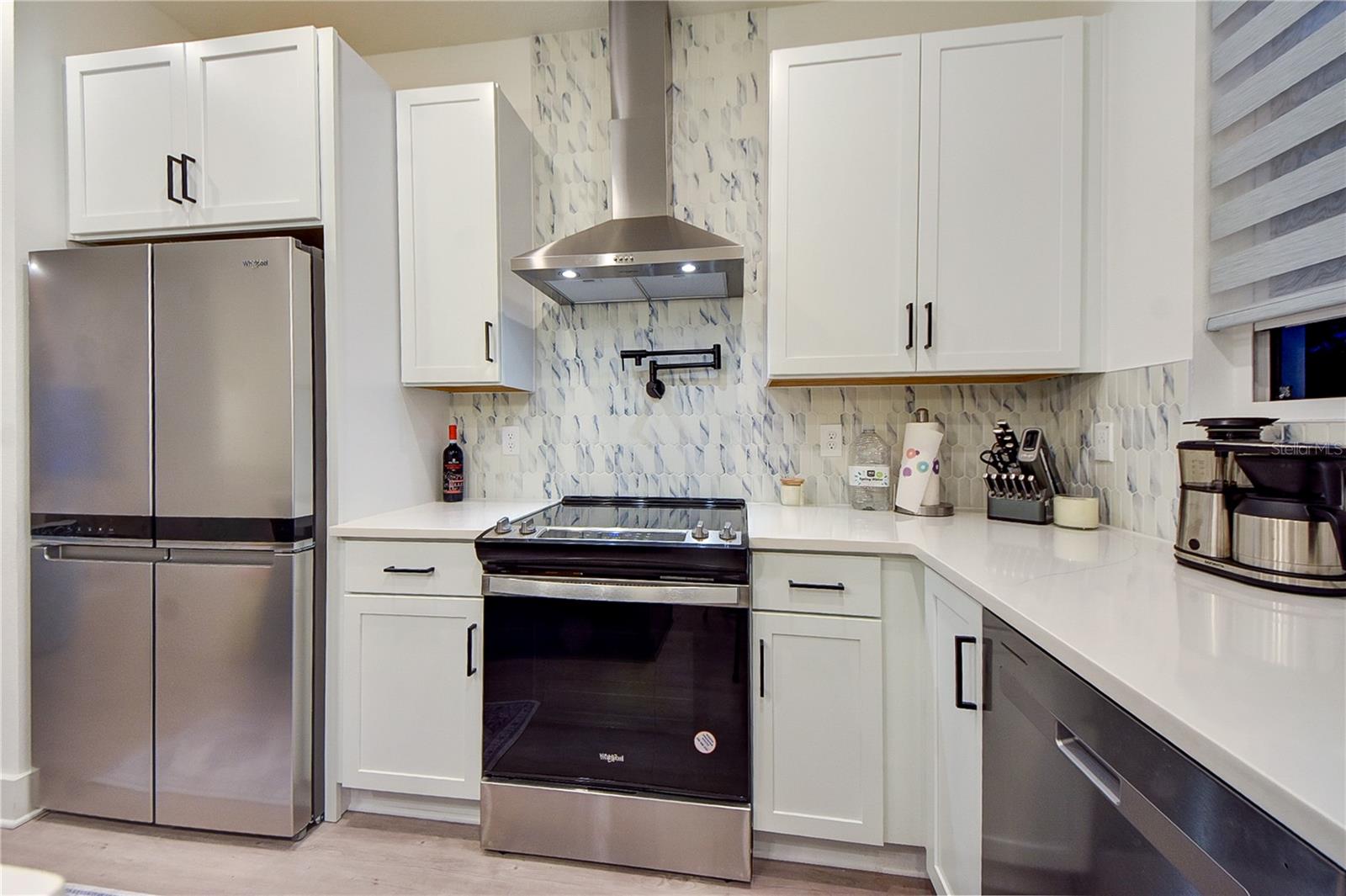 ALANTE TWNHMS - Residential