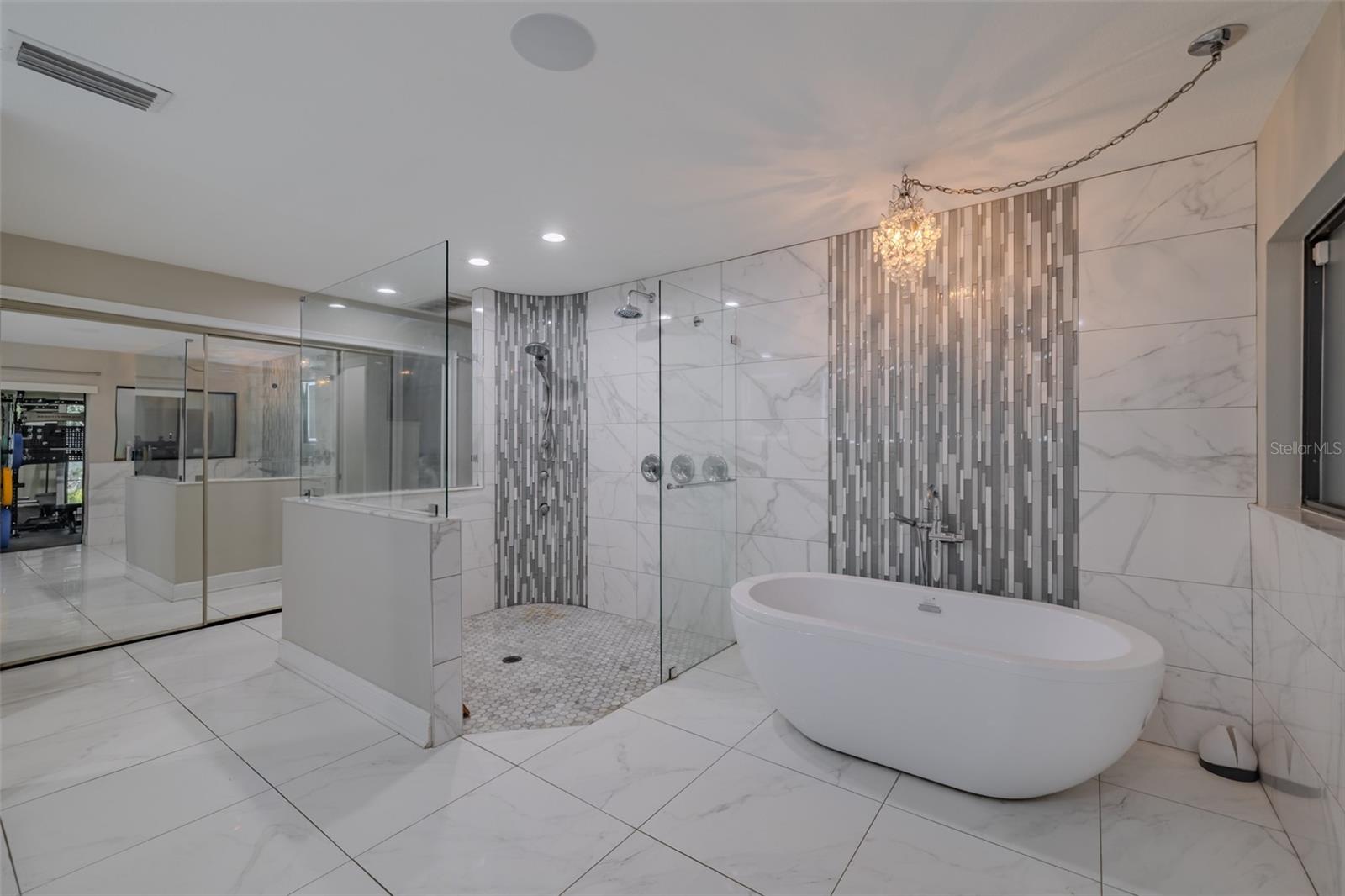 BARRINGTON OAKS EAST - Residential