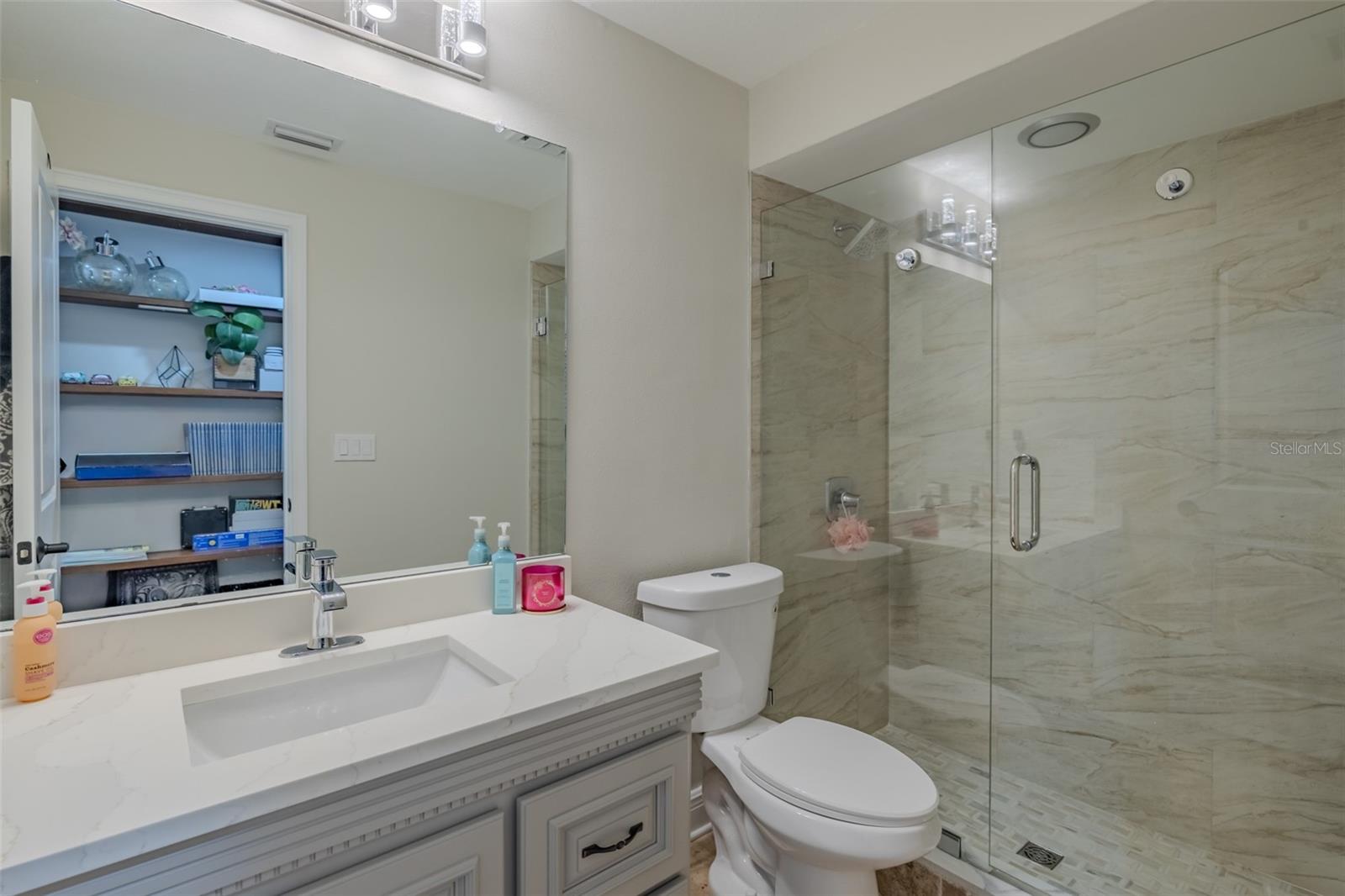 BARRINGTON OAKS EAST - Residential