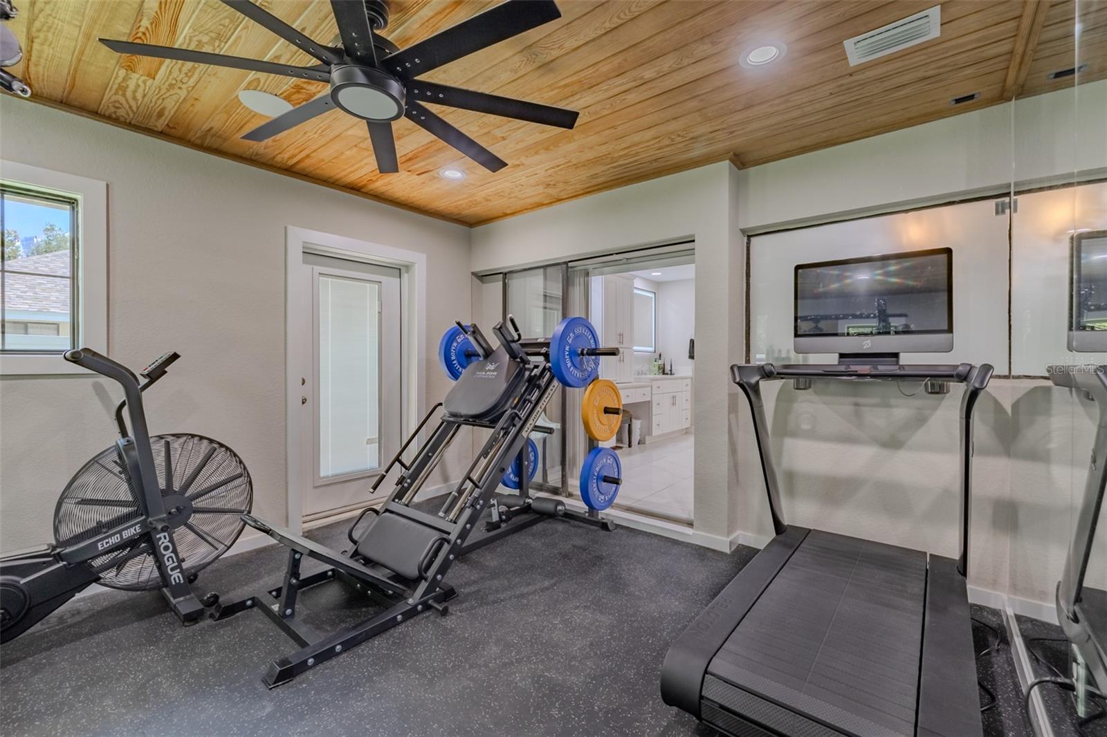 BARRINGTON OAKS EAST - Residential