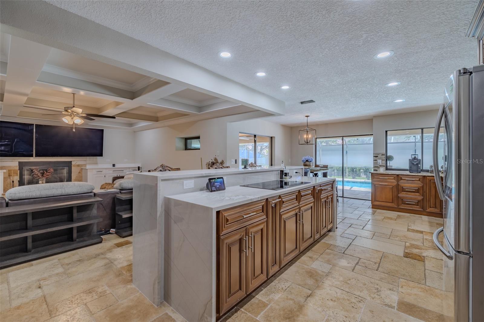 BARRINGTON OAKS EAST - Residential