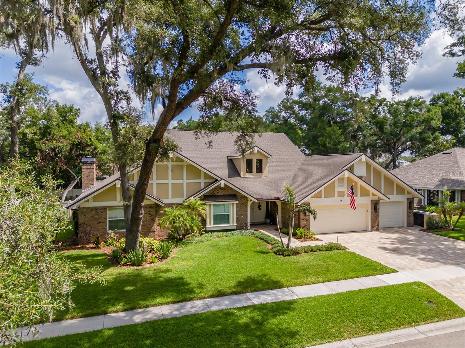 125 BARRINGTON DRIVE