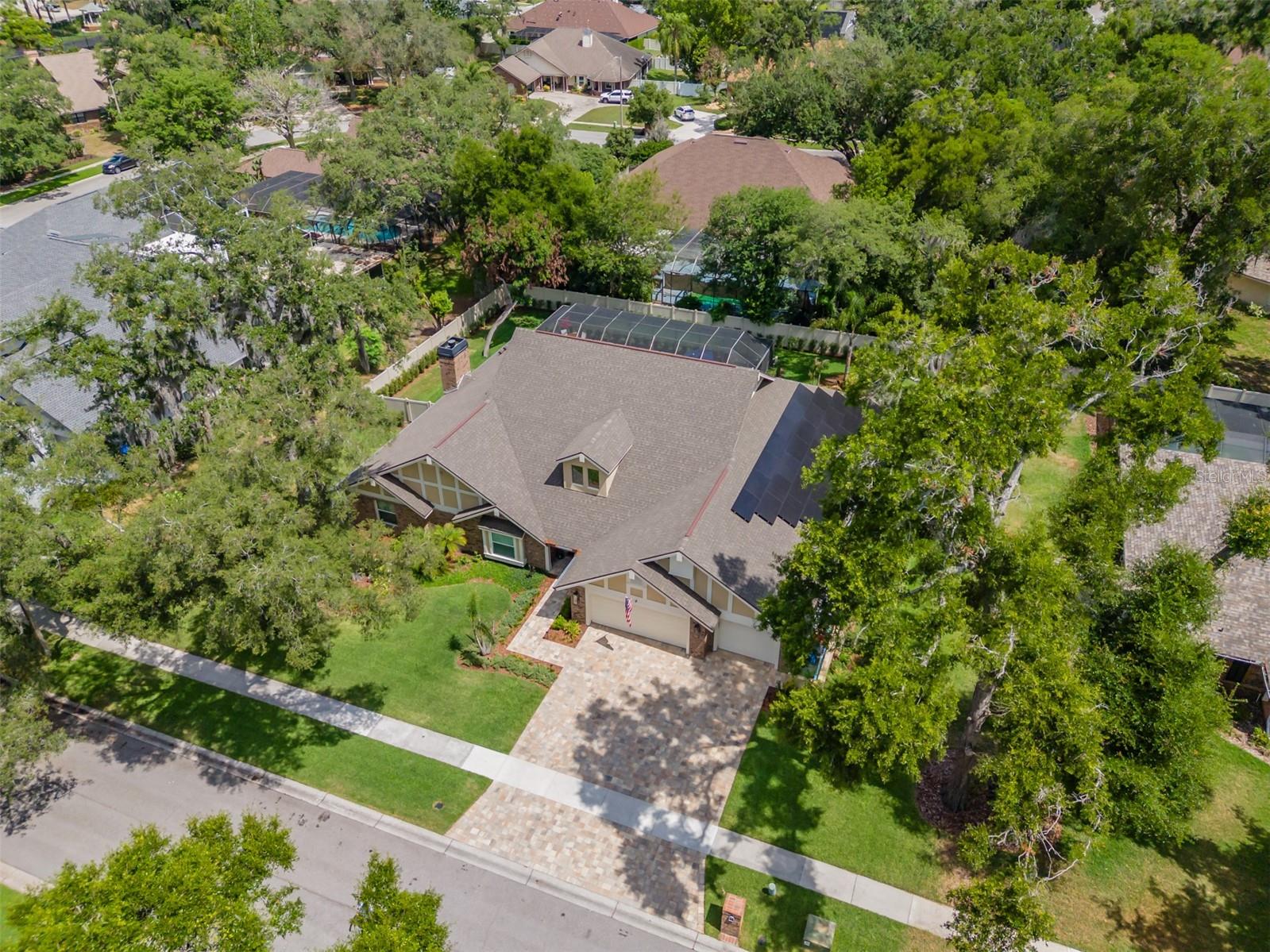 BARRINGTON OAKS EAST - Residential
