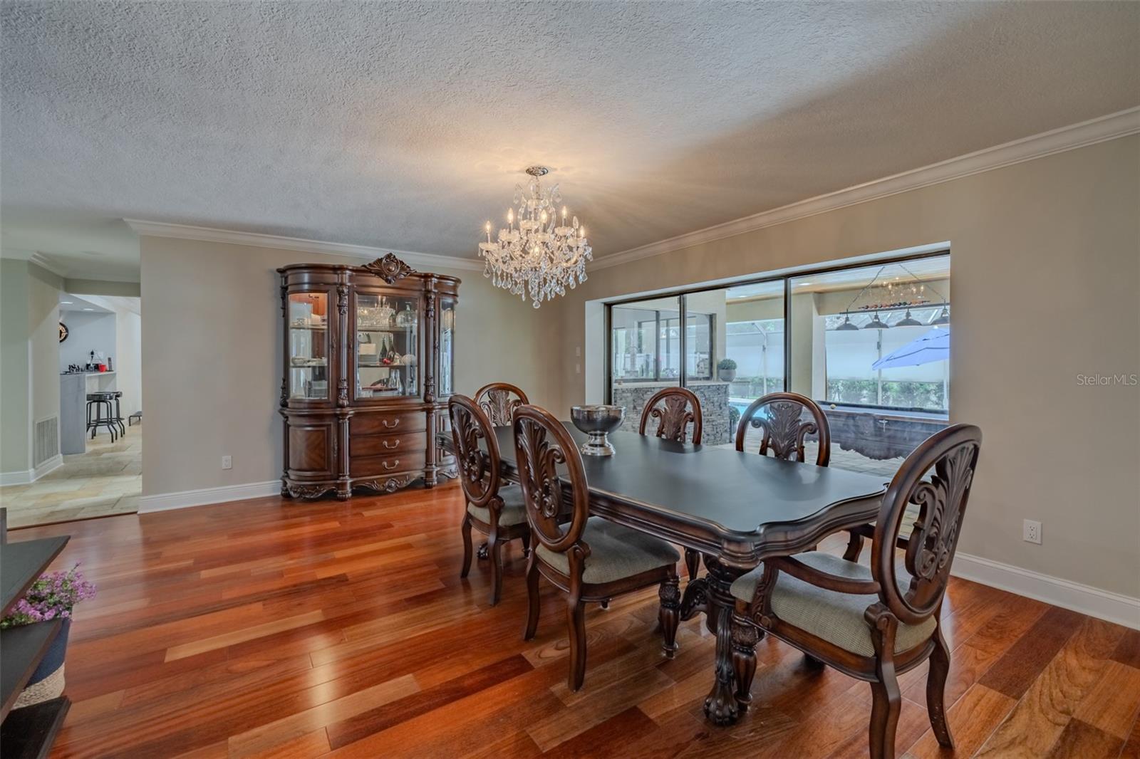 BARRINGTON OAKS EAST - Residential