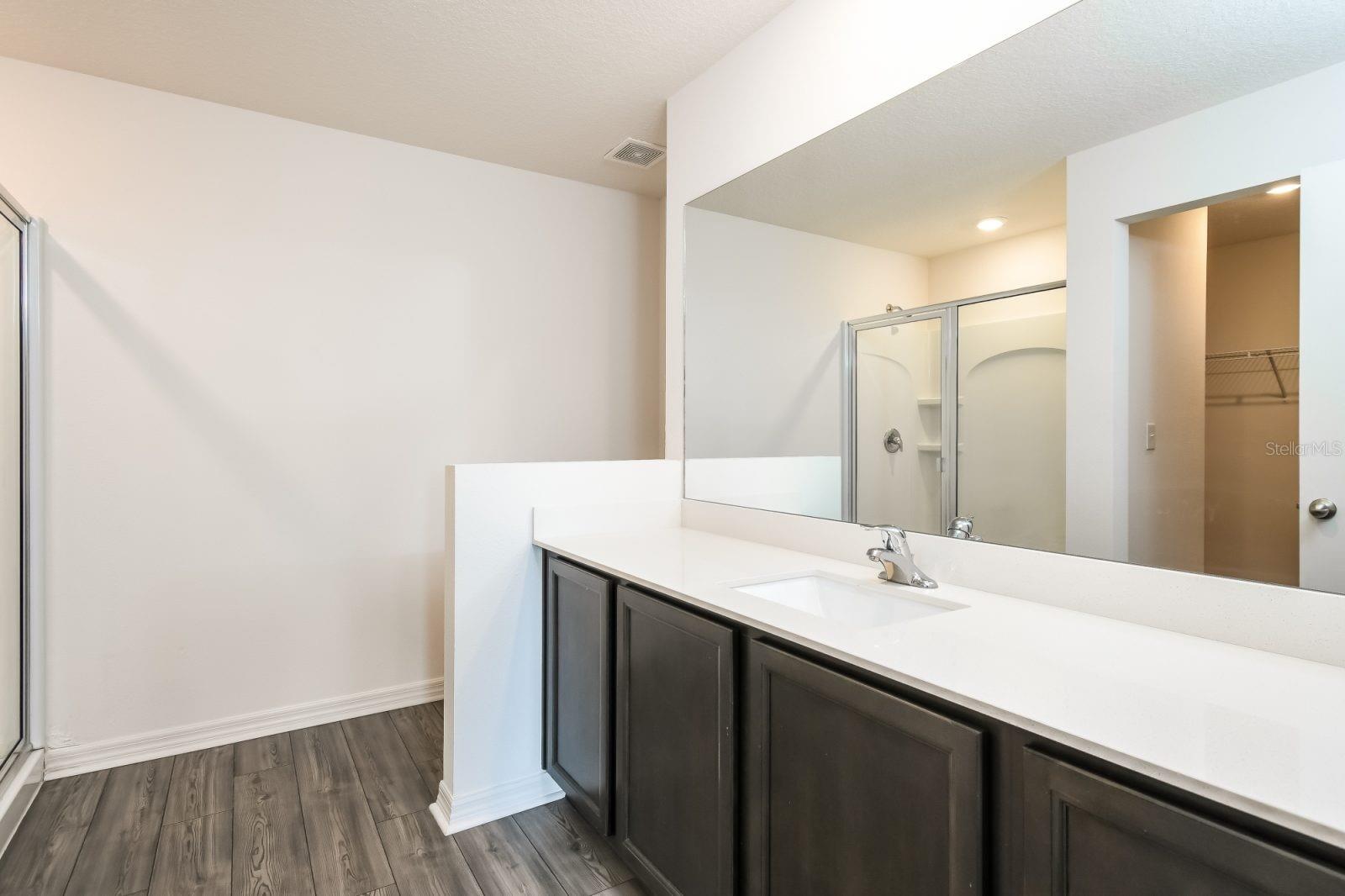 KENSINGTON VIEW - Residential Lease