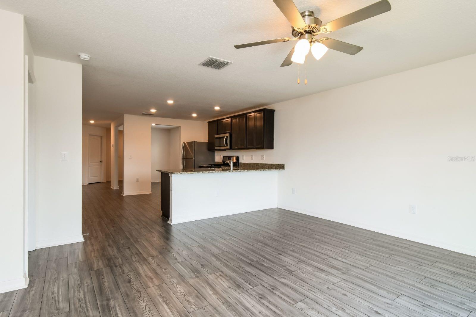 KENSINGTON VIEW - Residential Lease