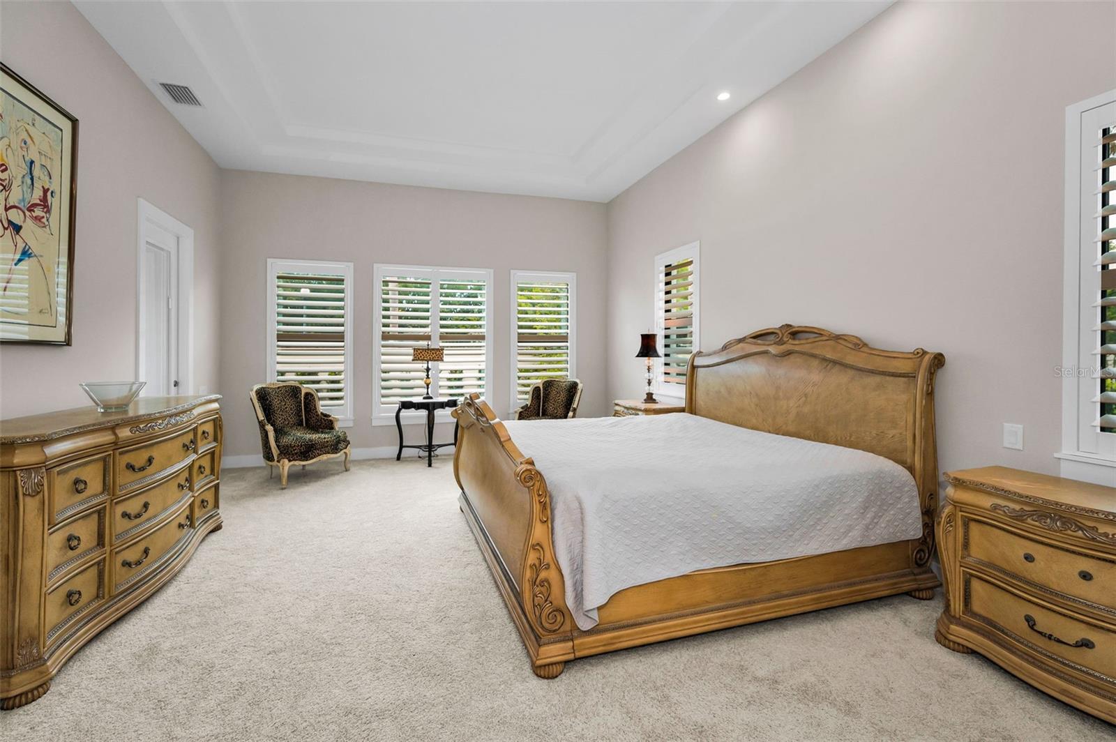 CHAMPIONS CLUB - Residential