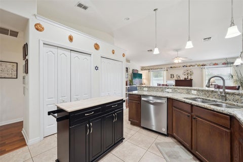 Tiny photo for 2243 Wolf Ridge Lane, Mount Dora, FL 32757 (MLS # G5113576)