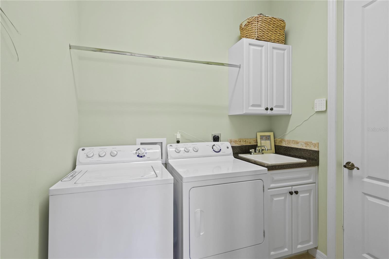 KENWOOD GLEN 1 OF ST ANDREWS E - Residential