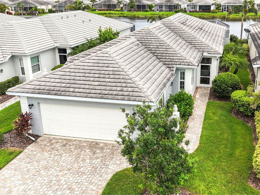 Photo of 11161 Staveley Court, Venice, FL 34293 (MLS # N6139749)