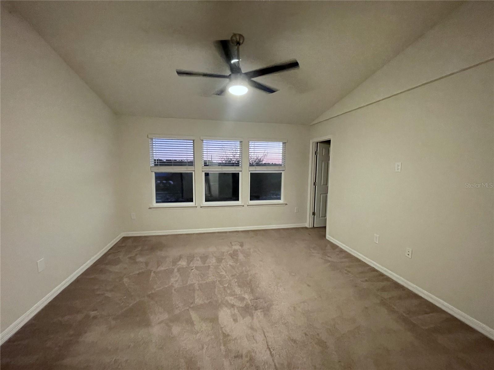 SOMERSET XINGS TR F REP - Residential Lease