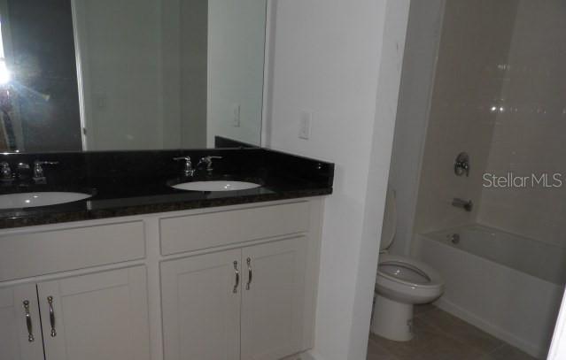 ADDISON LNDG - Residential