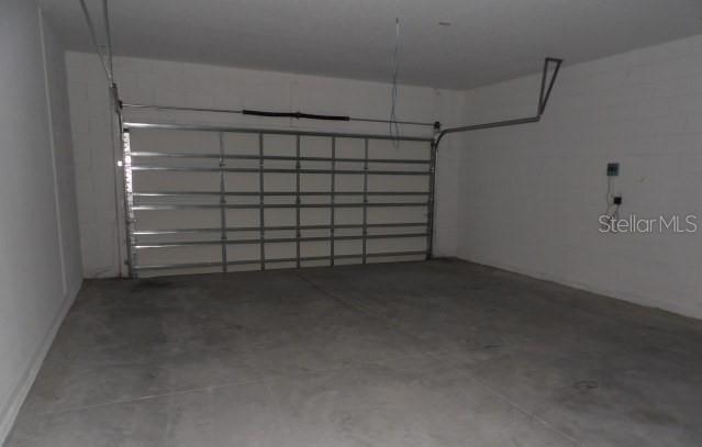ADDISON LNDG - Residential