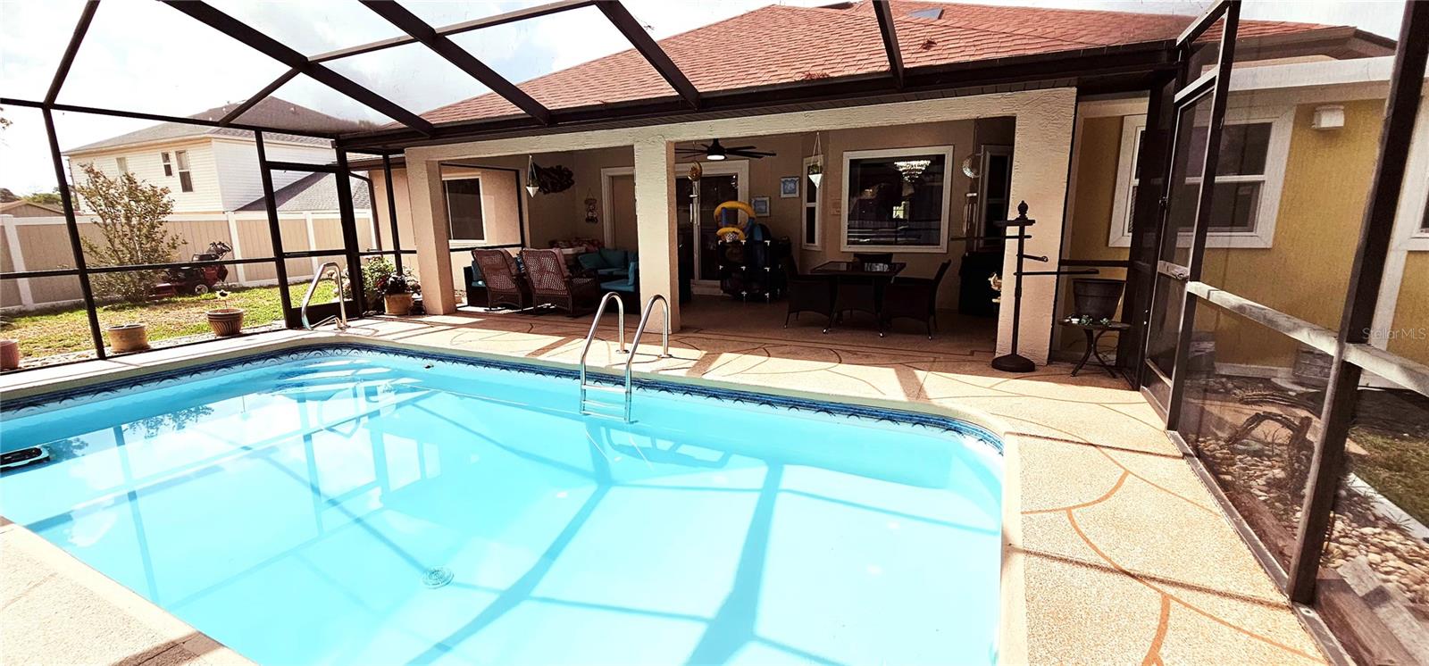 SPRING HILL - Residential