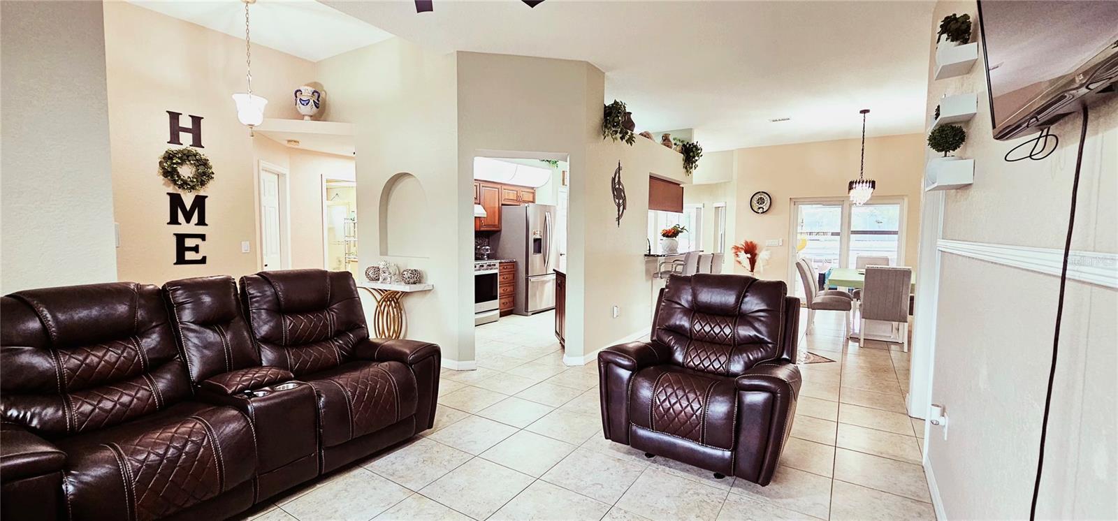 SPRING HILL - Residential