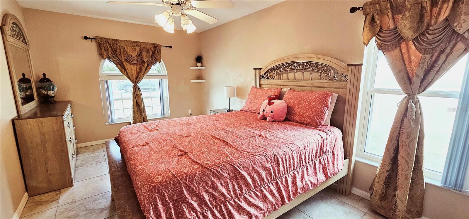 SPRING HILL - Residential