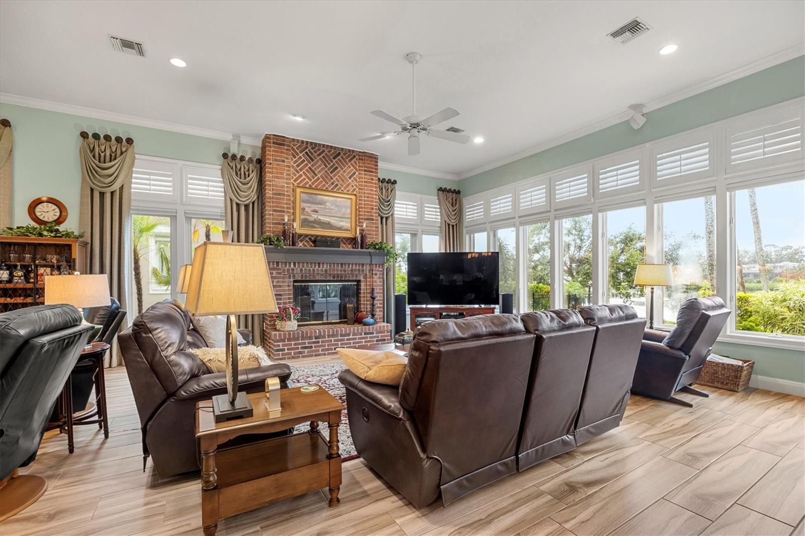 SHORE ACRES - Residential