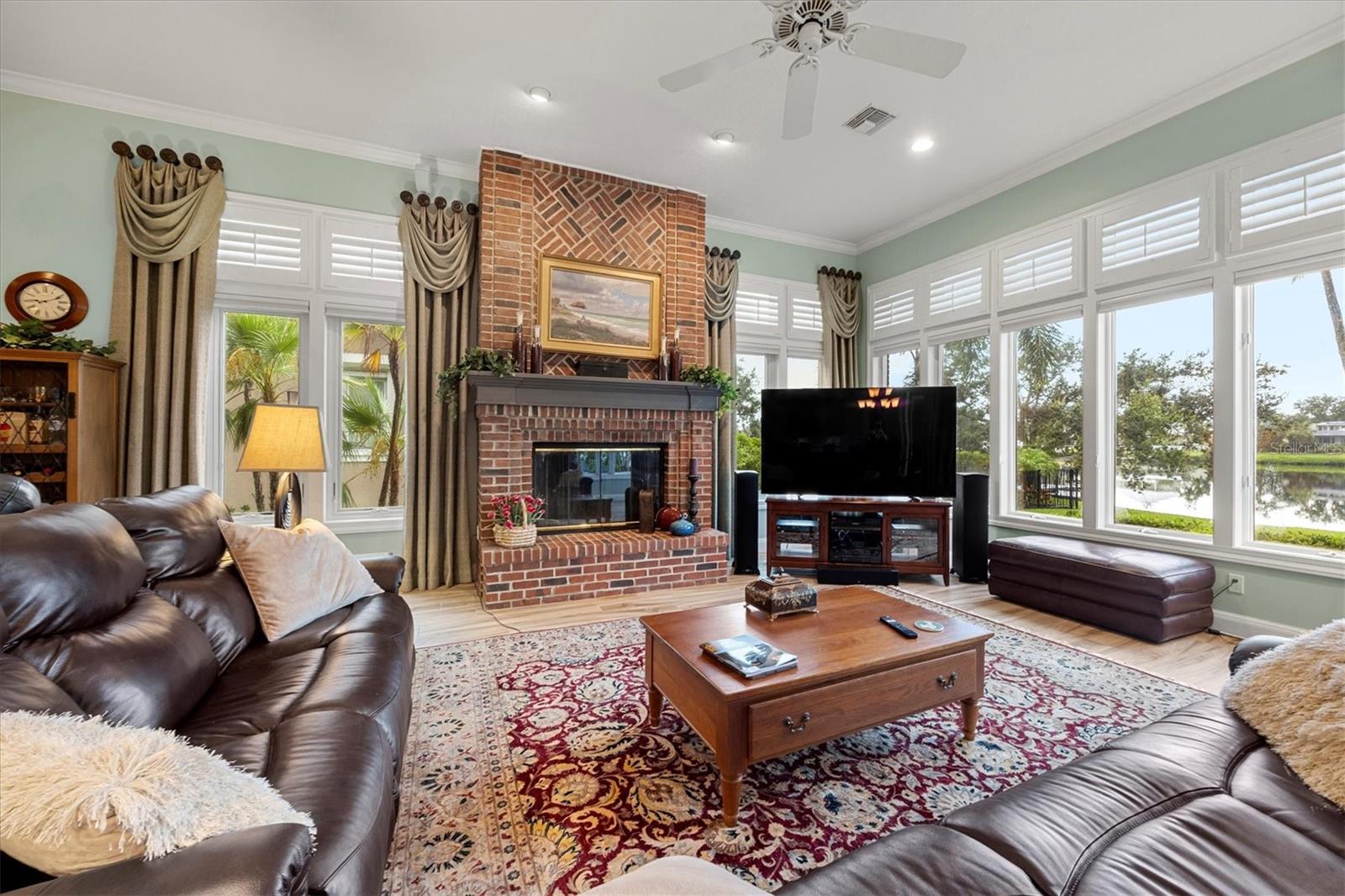 SHORE ACRES - Residential