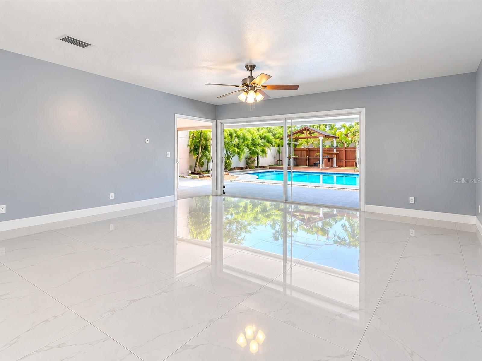 5124 SPRINGWOOD DRIVE