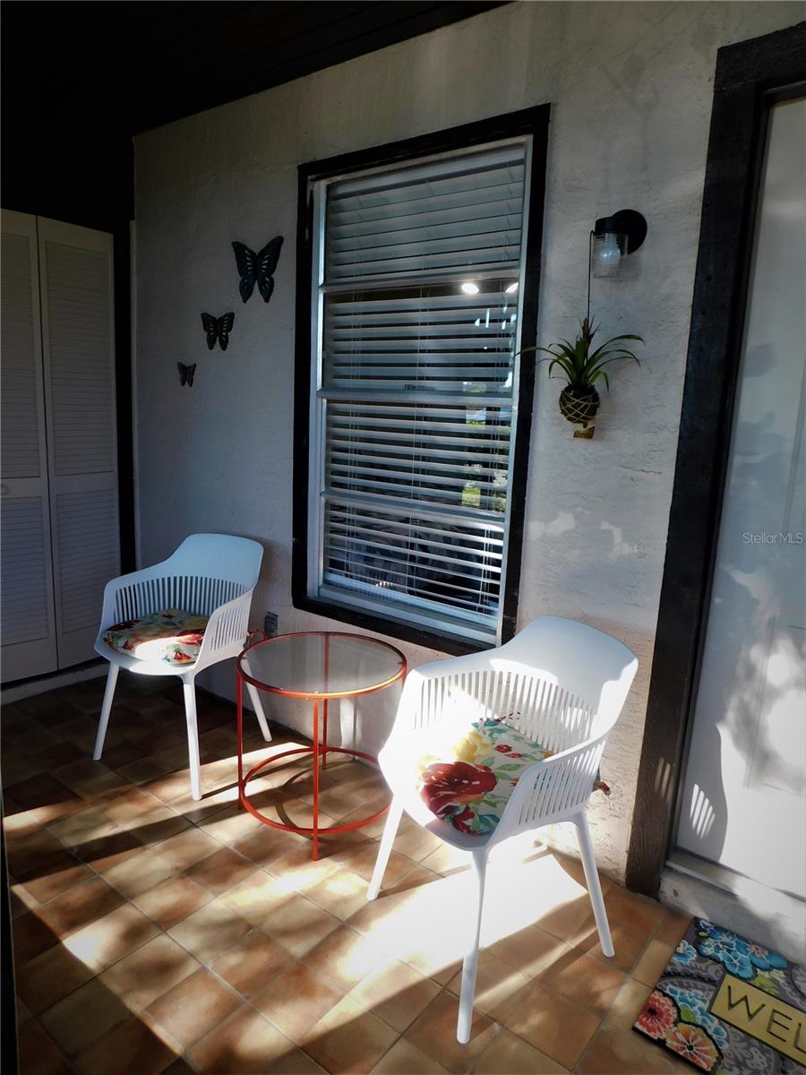 MIRROR LAKE - Residential Lease