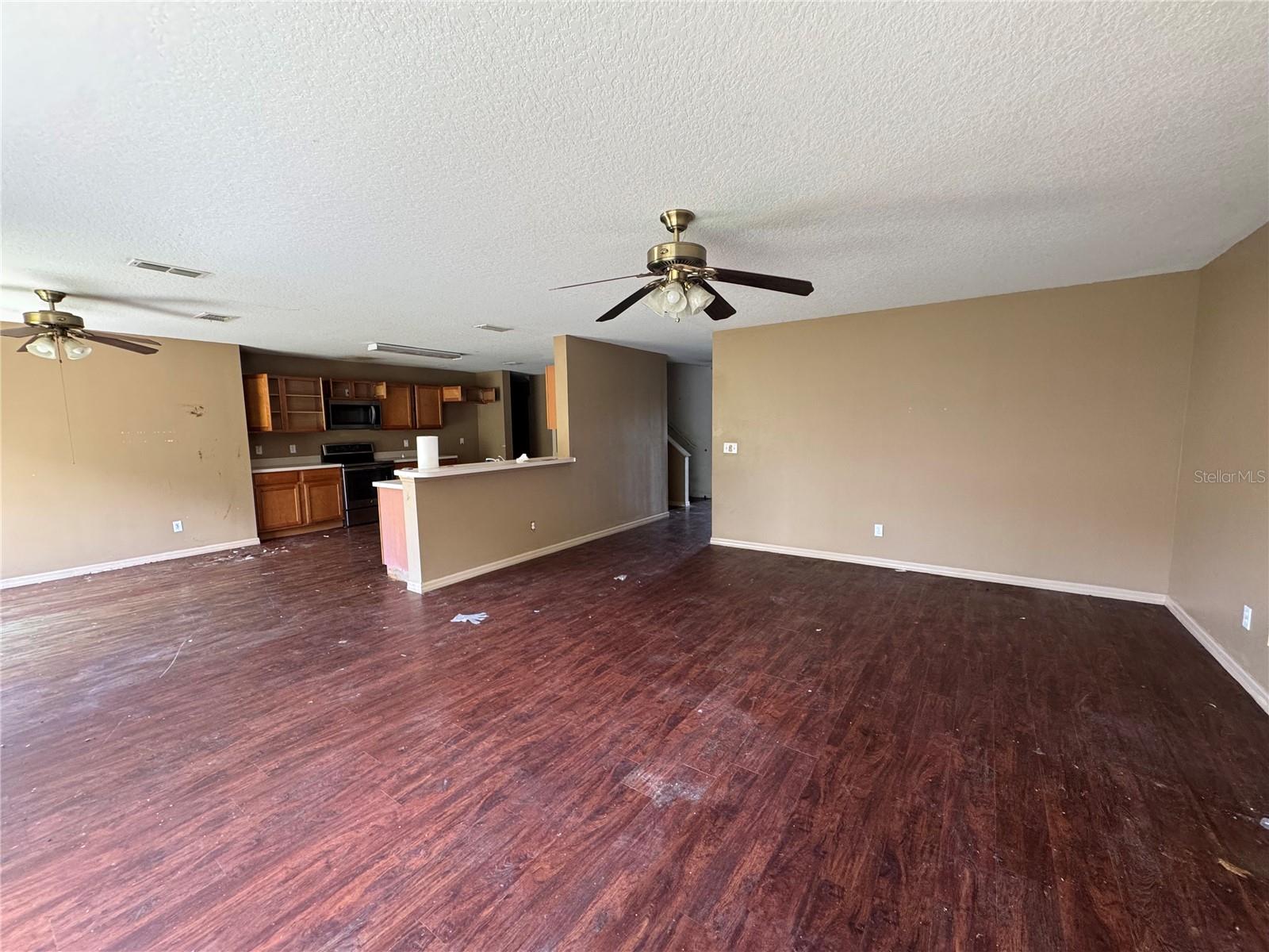 430 SOUTHRIDGE ROAD
