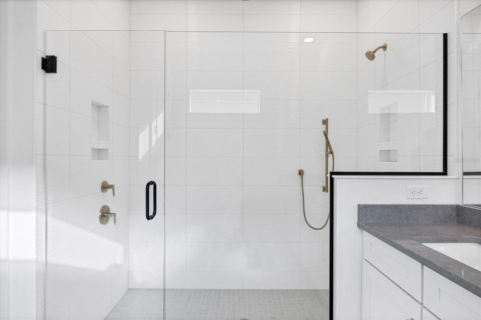 ISLES/LAKEWOOD RANCH PH IV - Residential