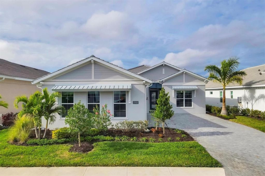 Photo of 17920 Palmiste Drive, Bradenton, FL 34202 (MLS # A4675878)