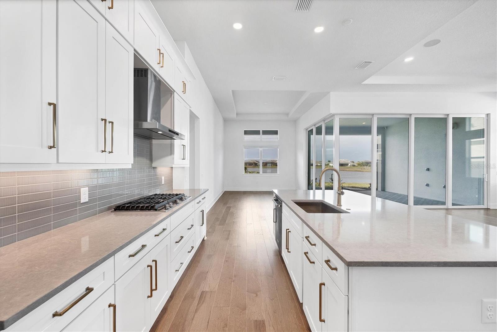 ISLES/LAKEWOOD RANCH PH IV - Residential