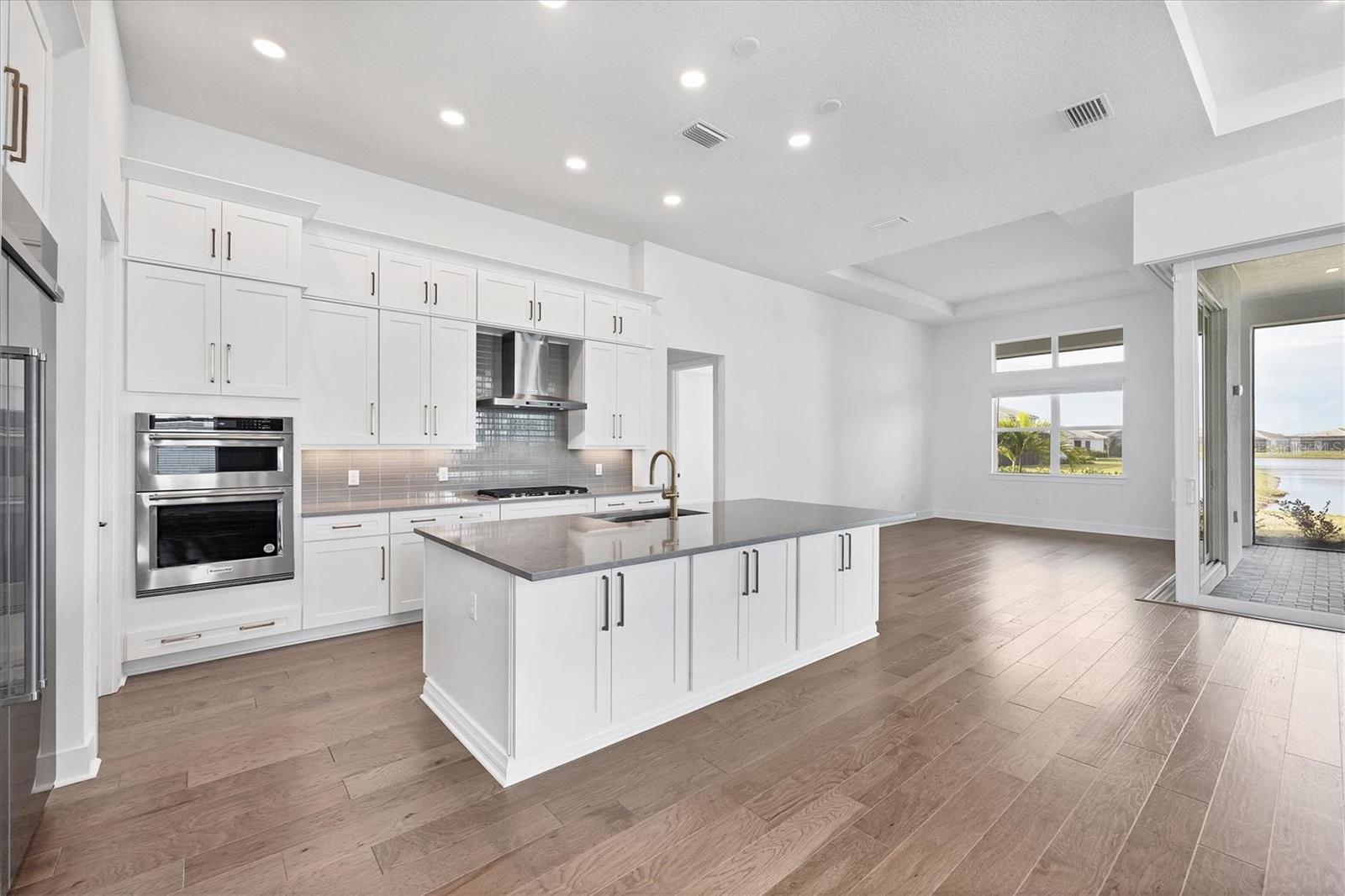 ISLES/LAKEWOOD RANCH PH IV - Residential