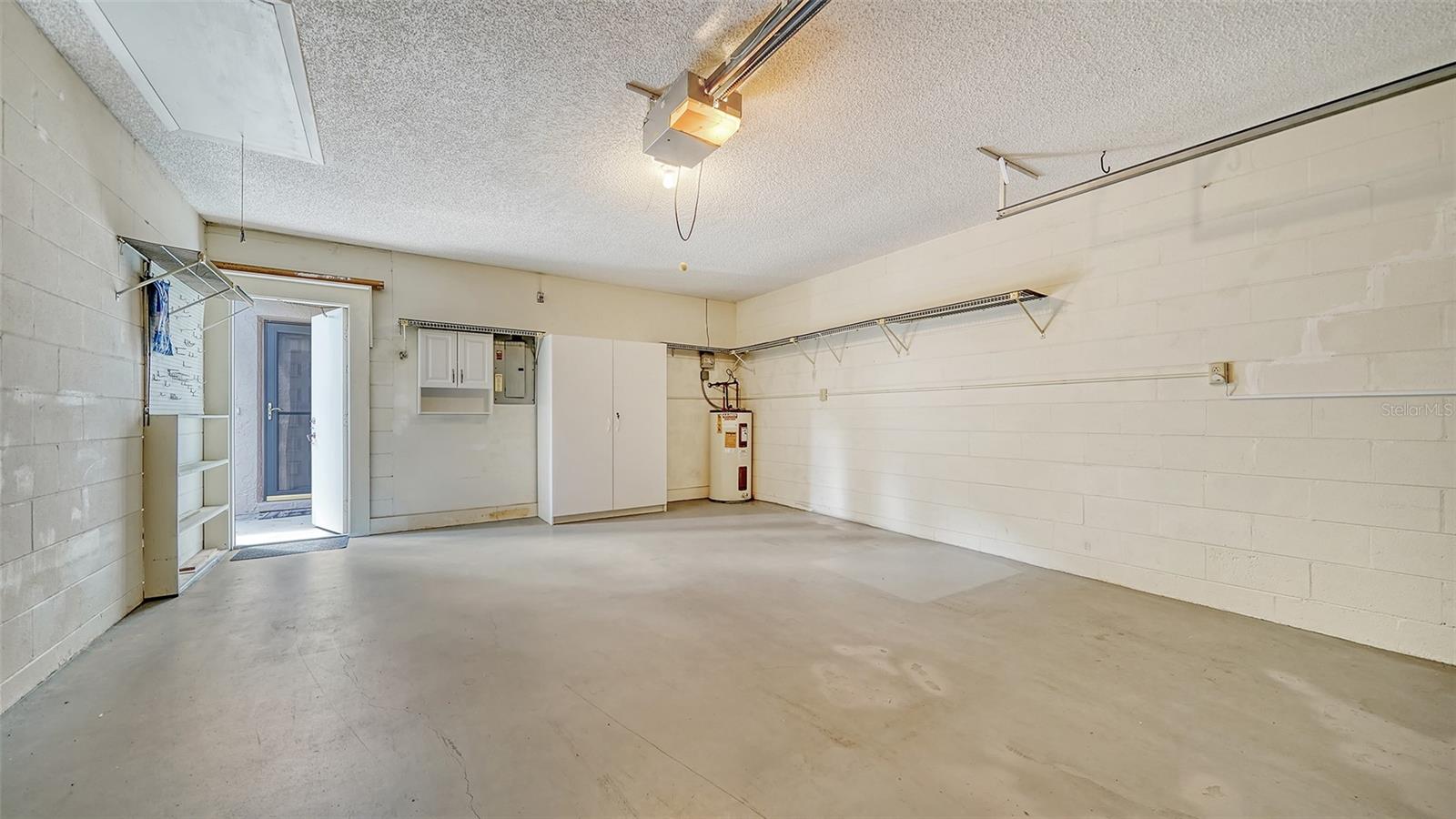 CLUBSIDE AT PALM-AIRE I & II - Residential