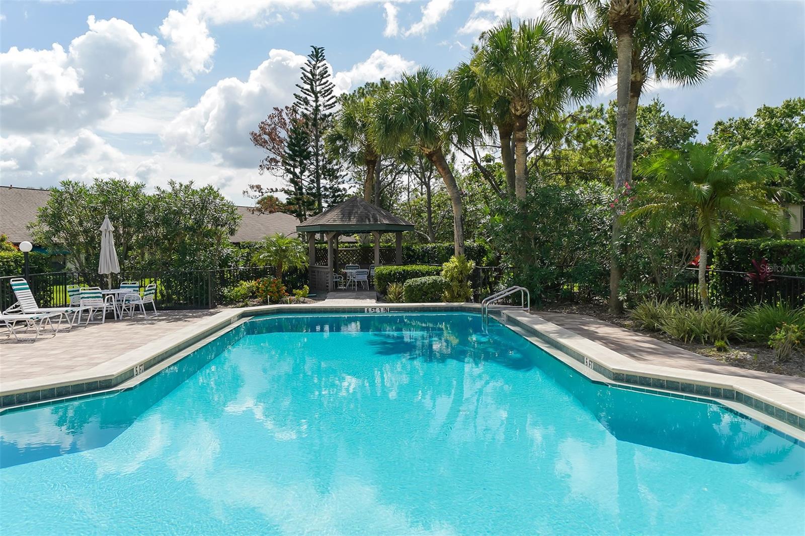 CLUBSIDE AT PALM-AIRE I & II - Residential