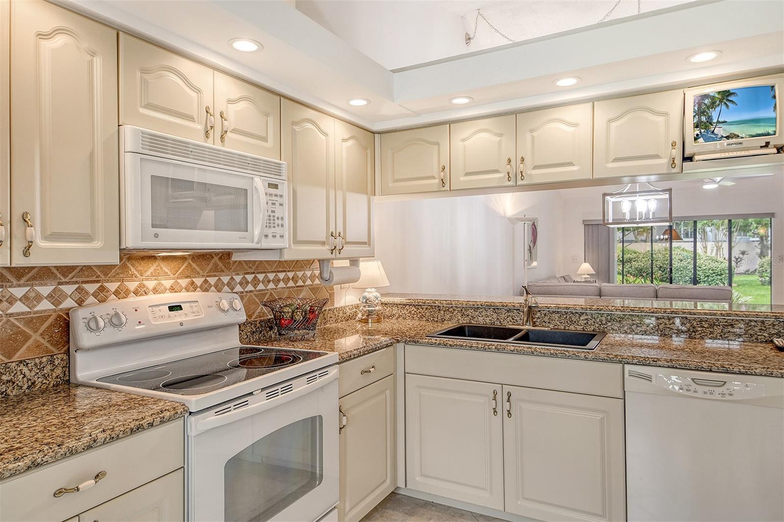 CLUBSIDE AT PALM-AIRE I & II - Residential