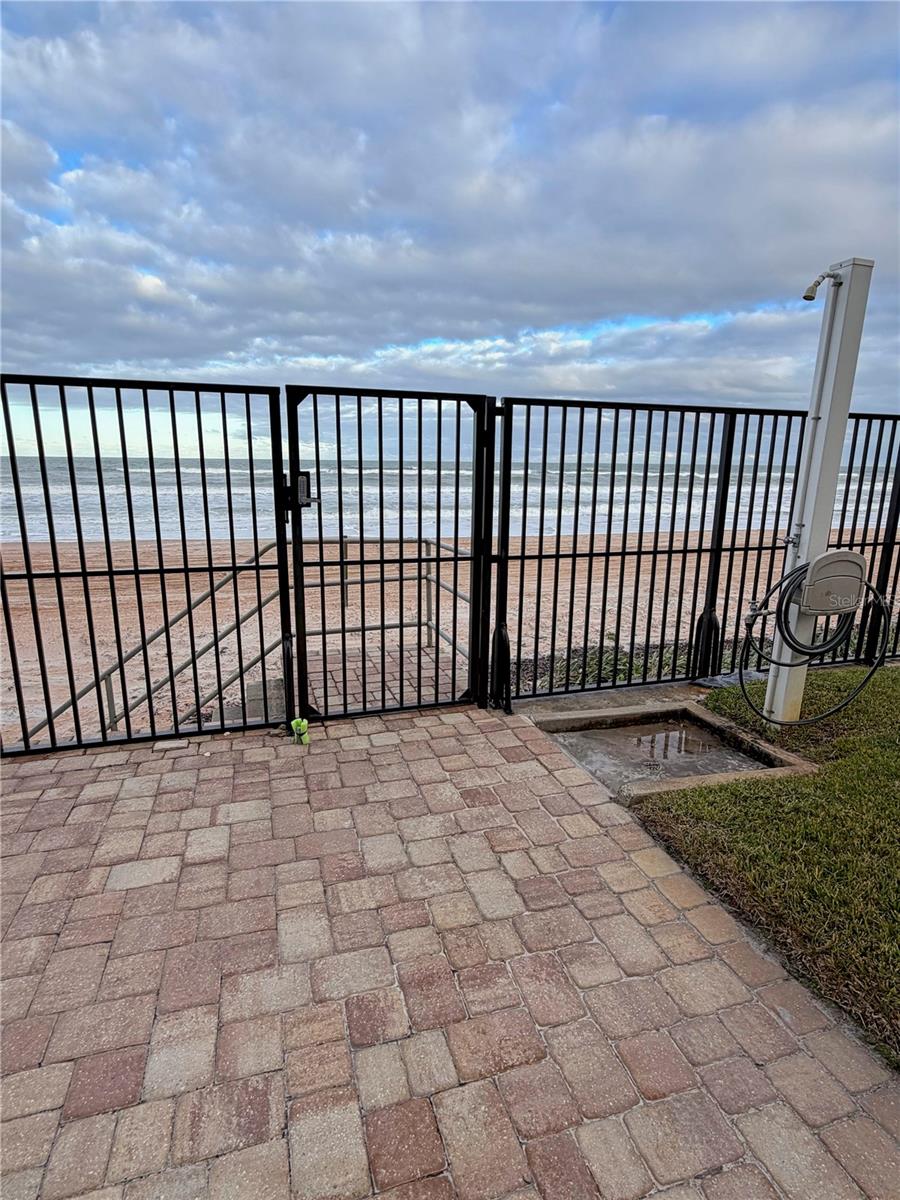 THE ATLANTIS CONDO - Residential Lease