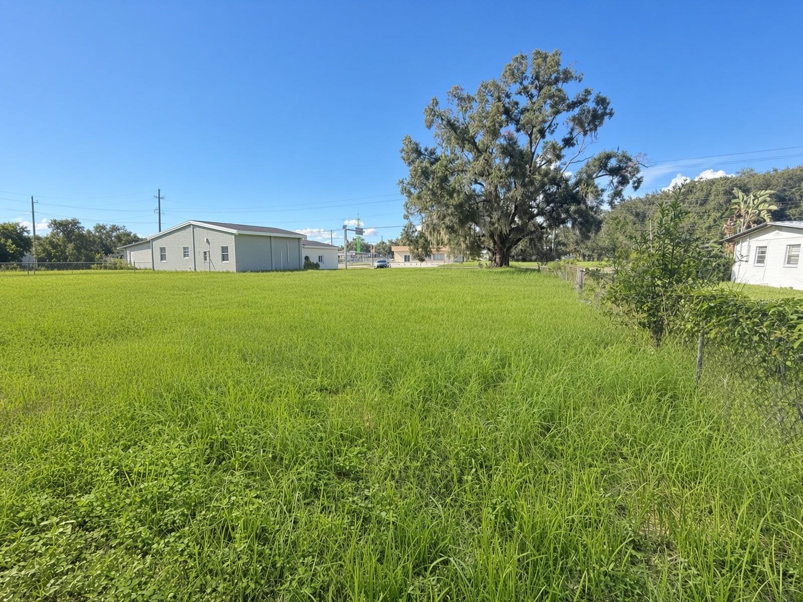 7707 GIBSONTON DRIVE, GIBSONTON, FL, 33534 1 7707 GIBSONTON DRIVE