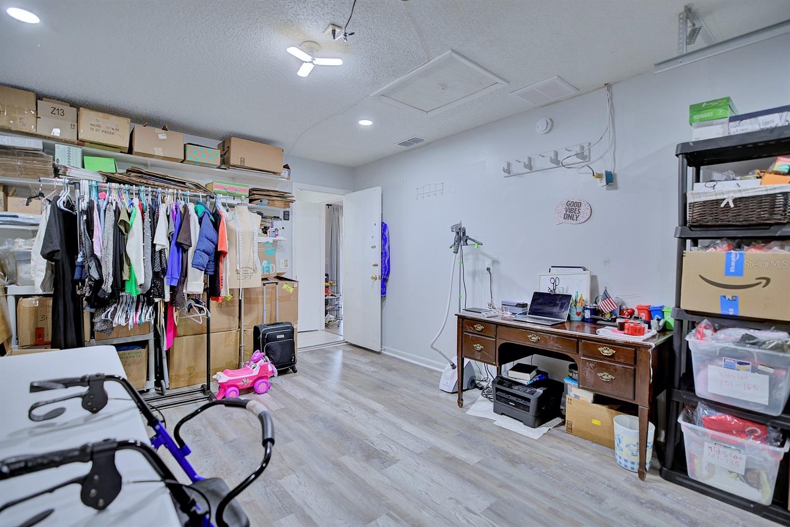 DINNER LAKE HEIGHTS - Residential