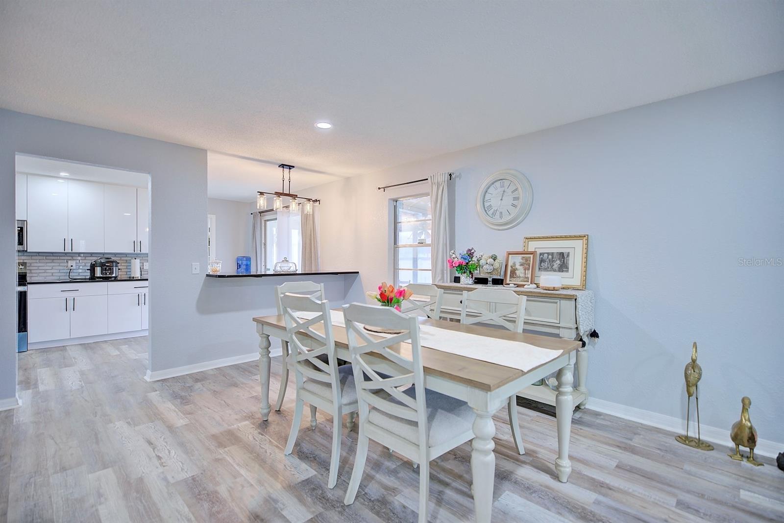 DINNER LAKE HEIGHTS - Residential